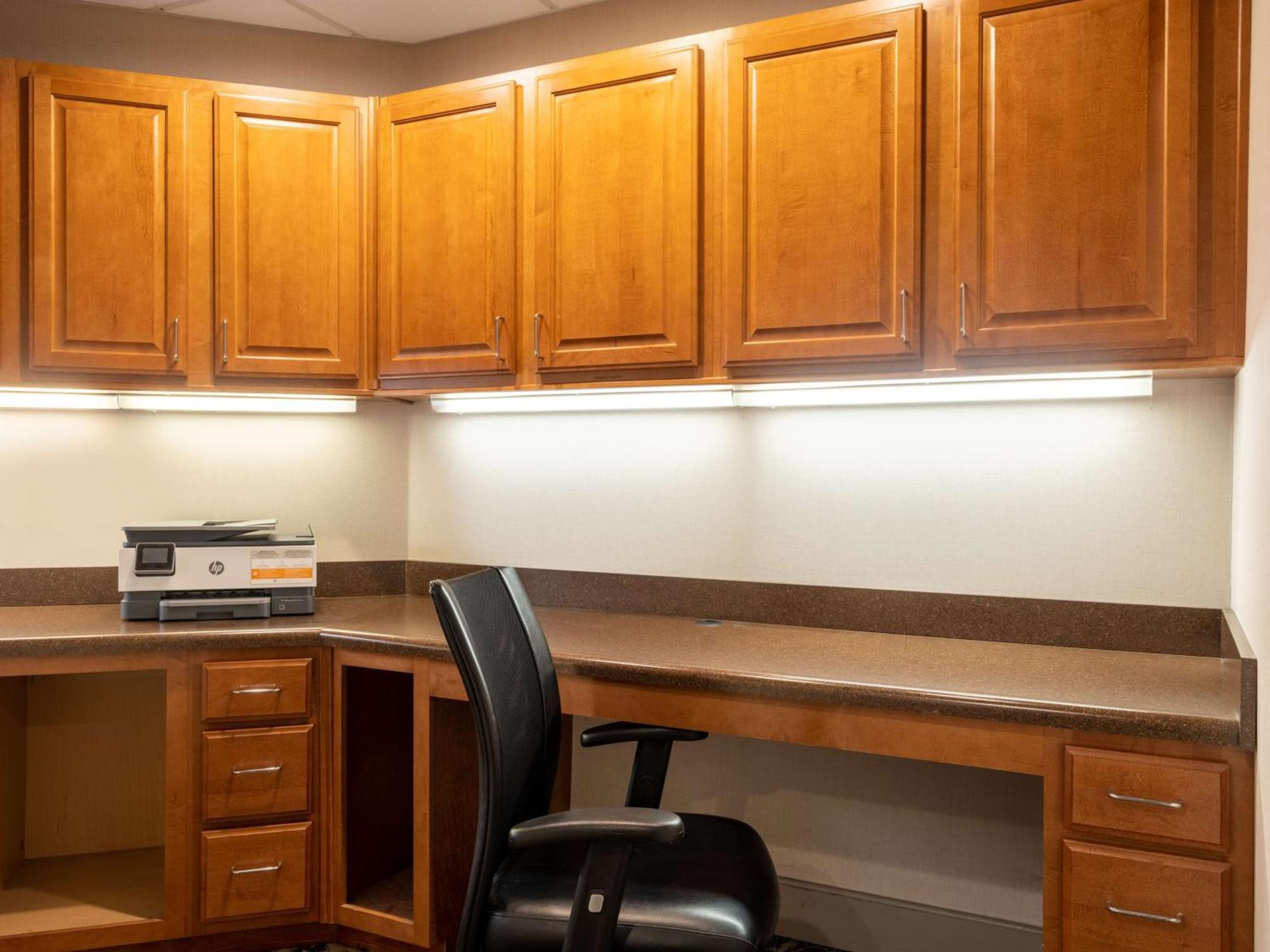 Hampton Inn & Suites סידר רפידס מראה חיצוני תמונה